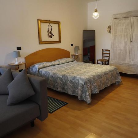 Bamboo Hous - Agriturismo Finilon Leilighet Castelnuovo del Garda Eksteriør bilde